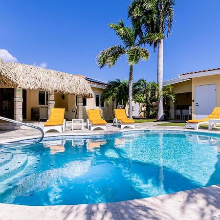 Ruby 15 Villa Palm Beach Bagian luar foto