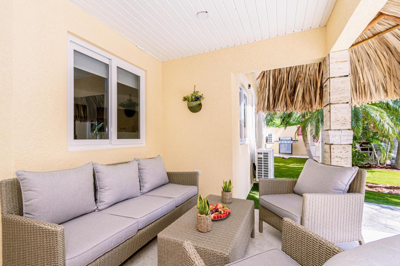 Ruby 15 Villa Palm Beach Bagian luar foto