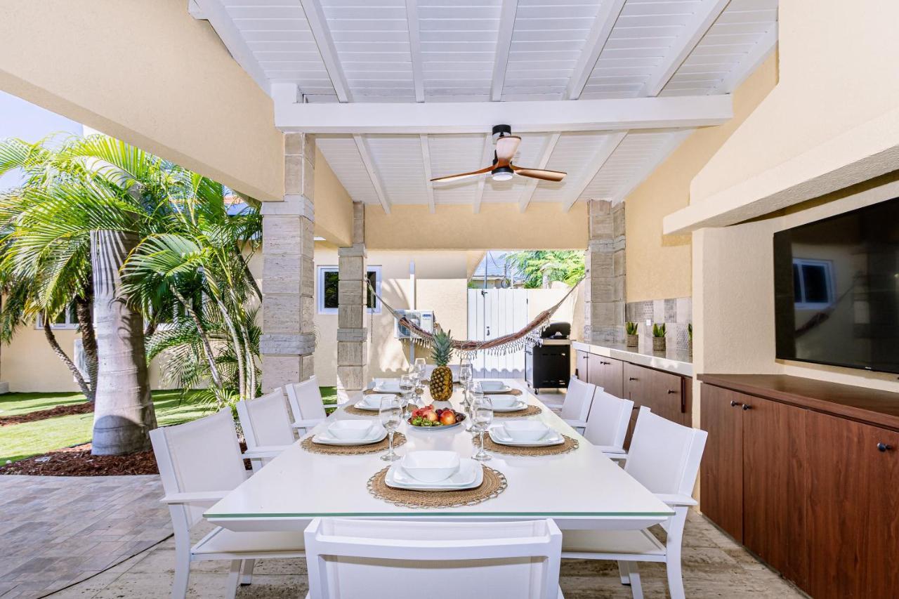 Ruby 15 Villa Palm Beach Bagian luar foto