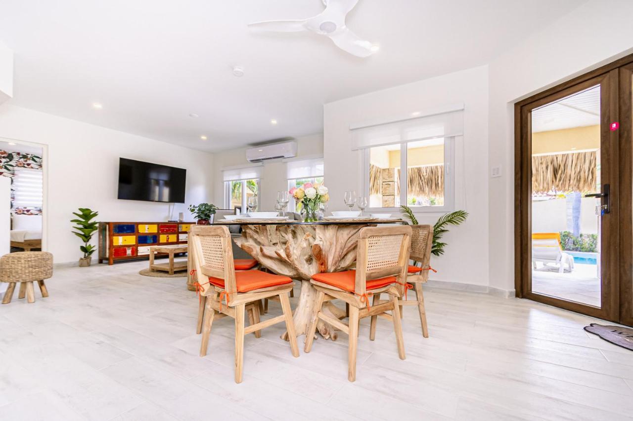 Ruby 15 Villa Palm Beach Bagian luar foto