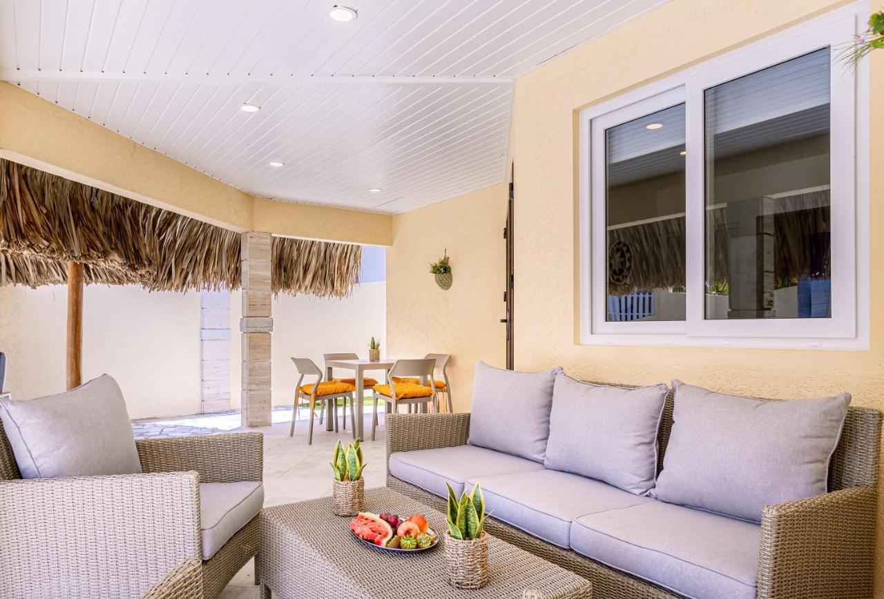 Ruby 15 Villa Palm Beach Bagian luar foto