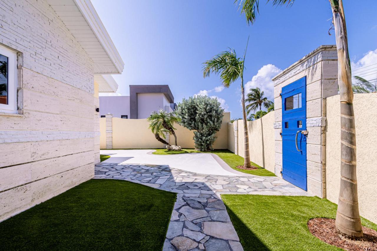 Ruby 15 Villa Palm Beach Bagian luar foto